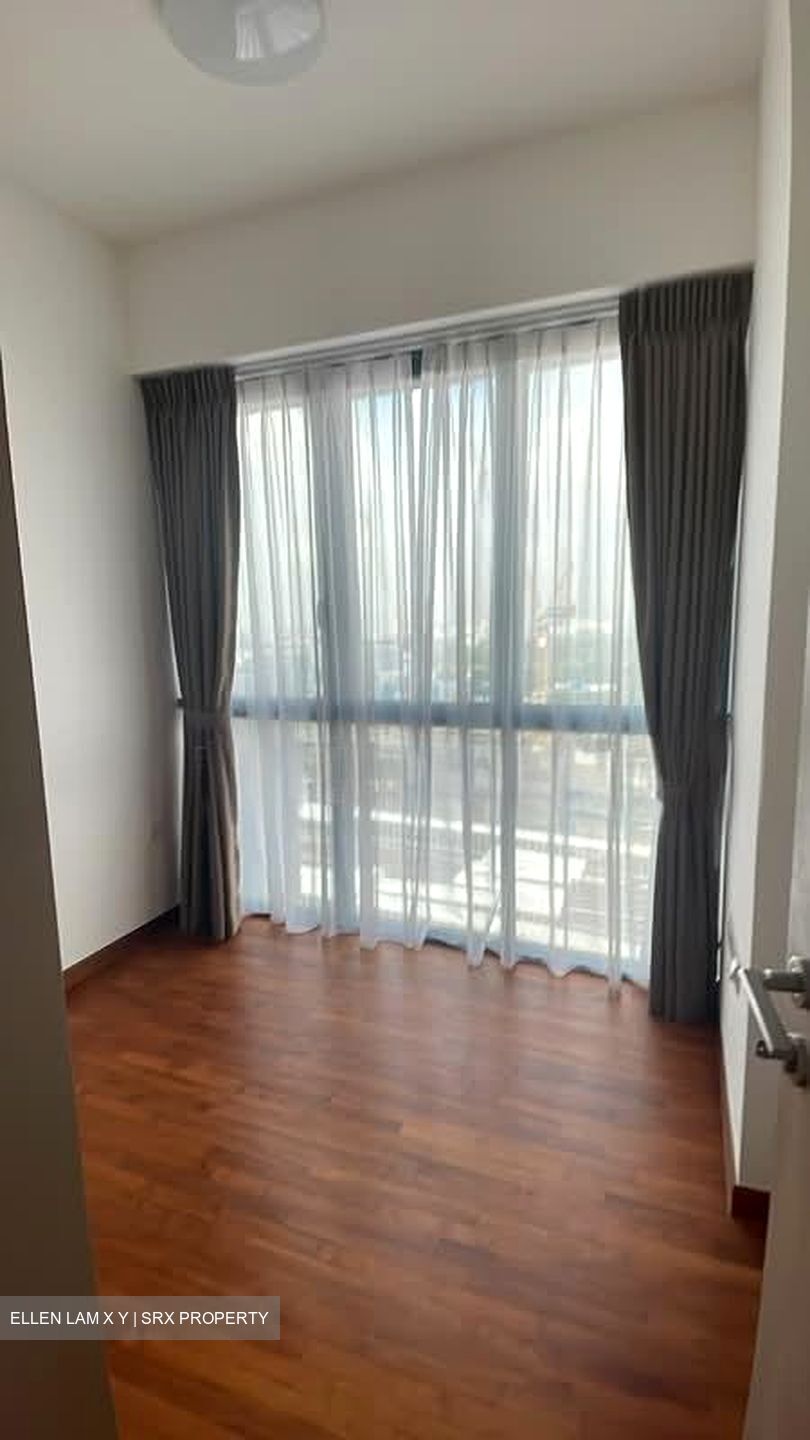 J Gateway (D22), Condominium #545926271